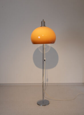 Harvey Guzzini 'Lucerna' Caramel Floor Lamp