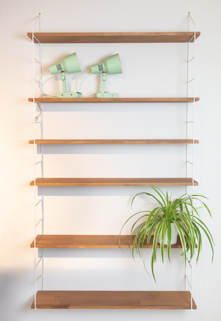 White Shelving System with 6 Shelves