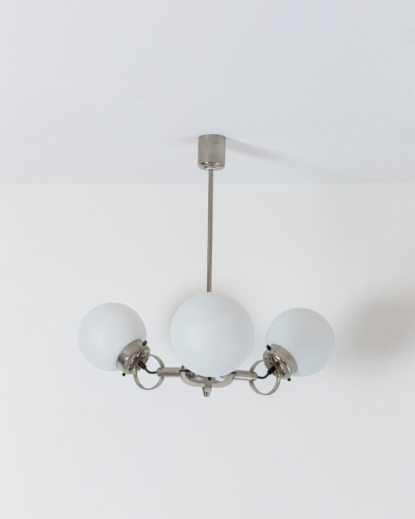 Különleges Bauhaus Csillár Állítható Búrákkal