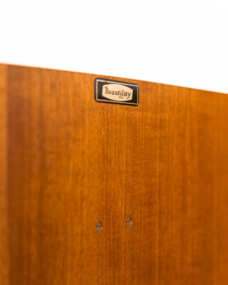 Ritka 'Beautility' Teak Szoborkomód