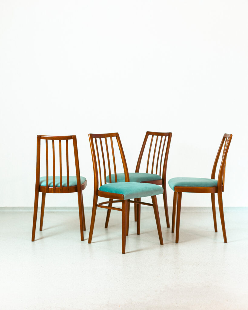 Restored Wooden 'TON' Chairs Set