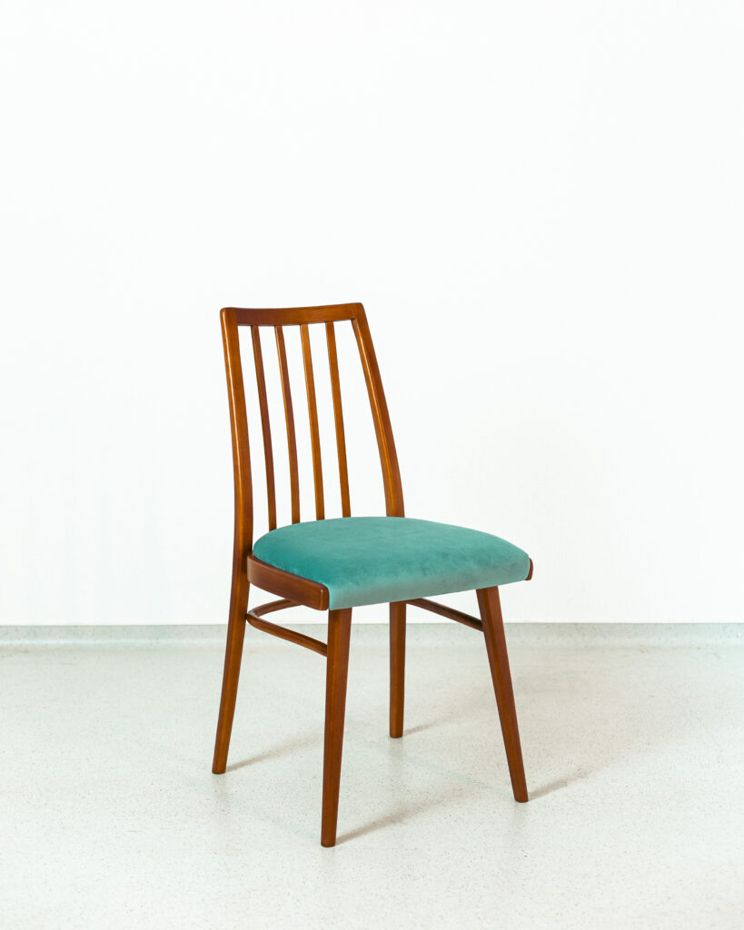 Restored Wooden 'TON' Chairs Set