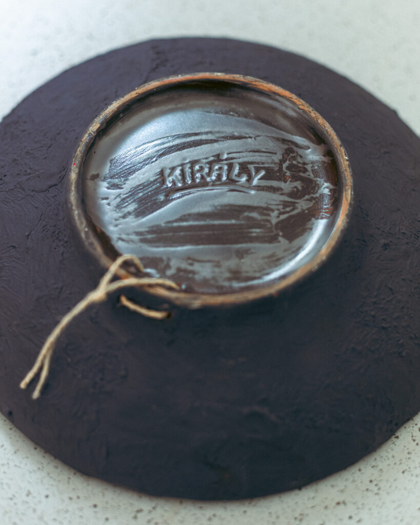 'Király' Kerámia Tál Fekete/Fehér