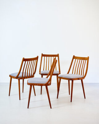 Gábriel Frigyes Restaurált Fa Székek Szettben