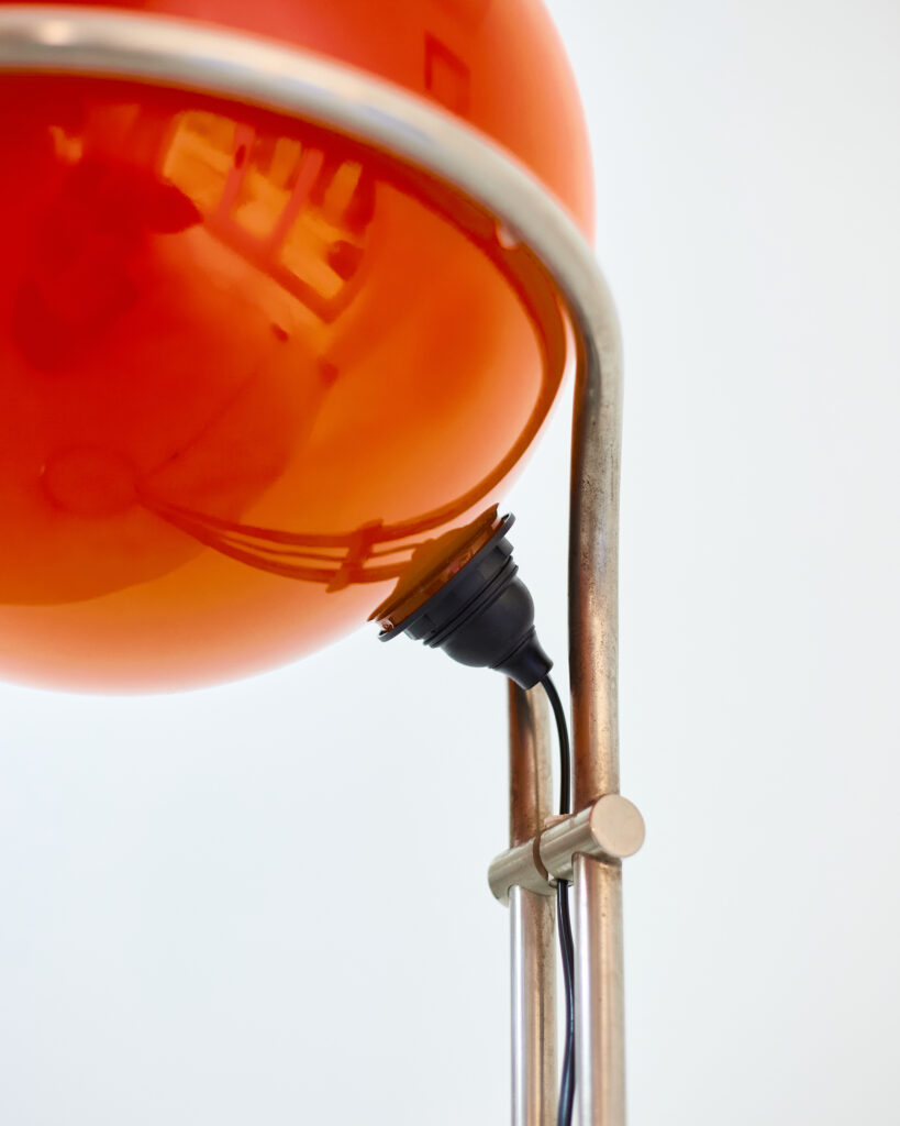 Untitled Session10865 Házi Tibor Króm Állólámpa Narancs Üvegbúrával