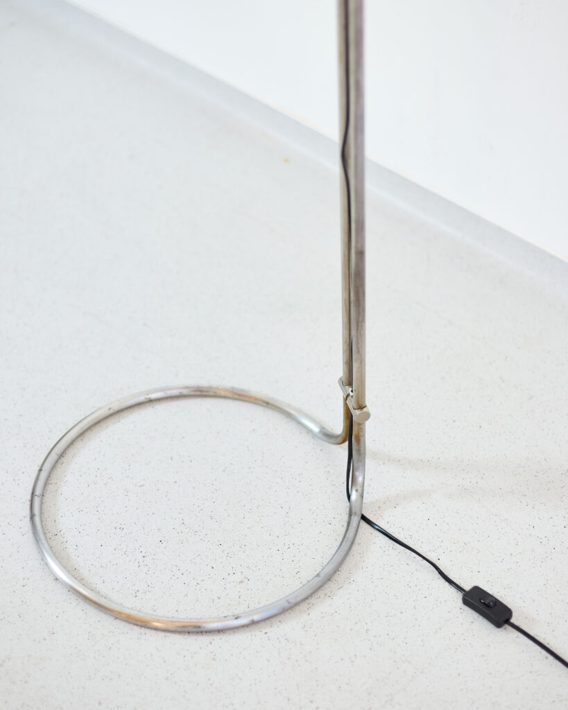 Untitled Session10866 Házi Tibor Króm Állólámpa Narancs Üvegbúrával