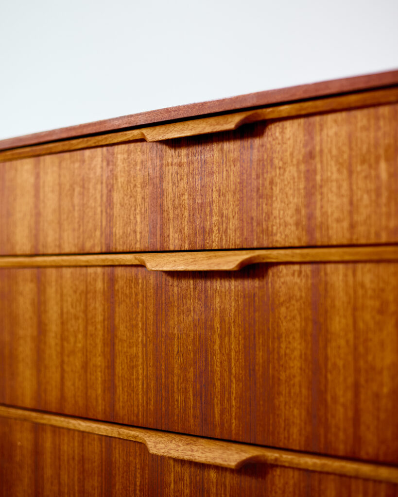 Austinsuite Angol Teakfa Fiókos Komód (restored)