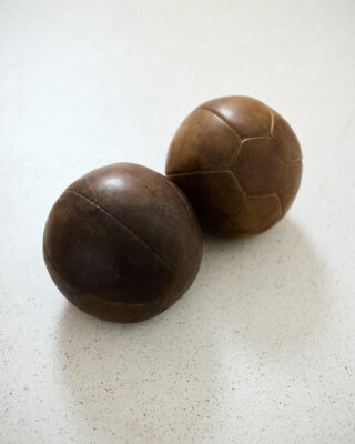 Untitled Session11333 Vintage Bőr Medicin Labda