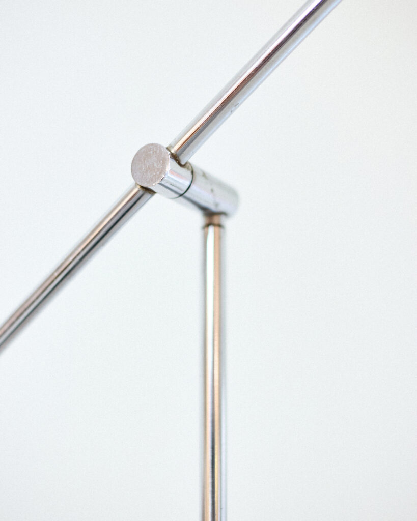 Untitled Session11403 Nádai Tibor Piros Darulámpa