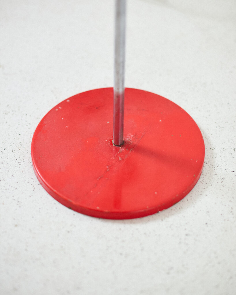 Untitled Session11405 Nádai Tibor Piros Darulámpa