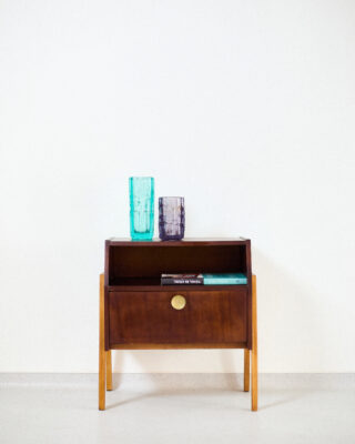 Restaurált Dió Éjjeliszekrények