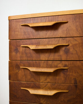 Untitled Session11549 Tatra Nabytok Restaurált Komód Fehér Üveglappal