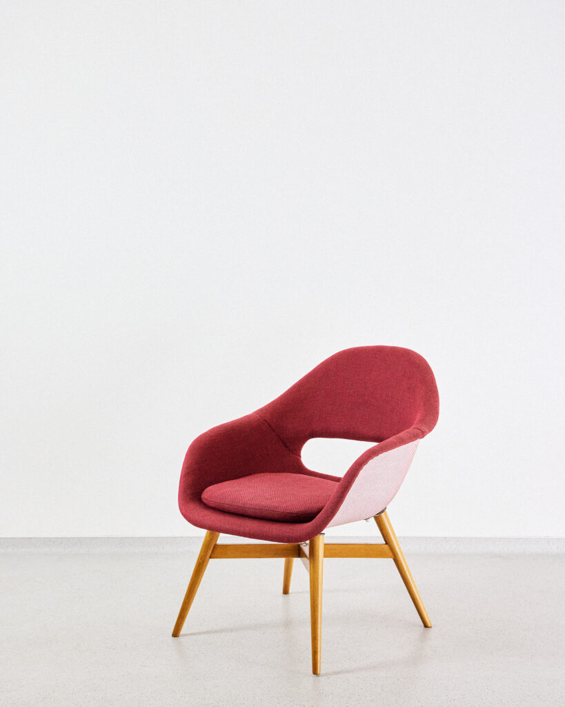 miroslav-navratil-chairs-red-single Miroslav Navratil Lounge Székek Felújítva