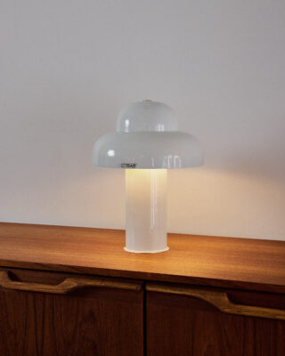 opteam-white-lamp-front Opteam Fehér Asztali Lámpa