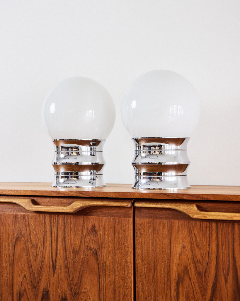 spaceage-chrome-lights spaceage-chrome-lights