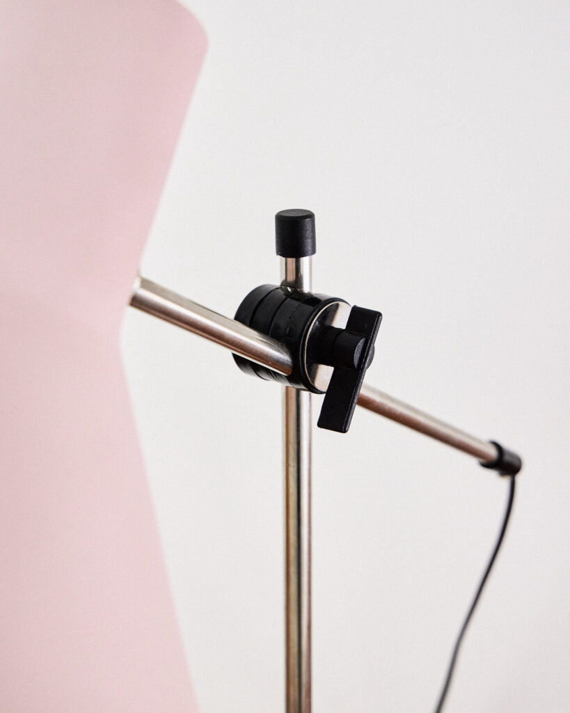 szarvasi-table-light-powder-pink-chrome Mid- Century Matt Rózsaszín Asztali lámpa
