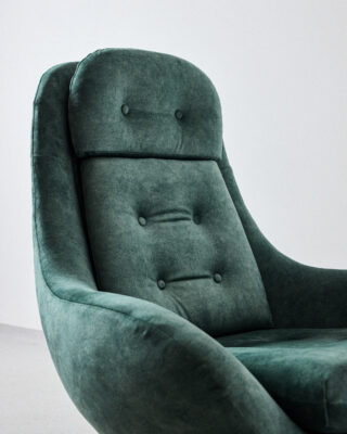 up-zavody-chair-spinning-green-button UP-Zavody Design Fotel Felújítva